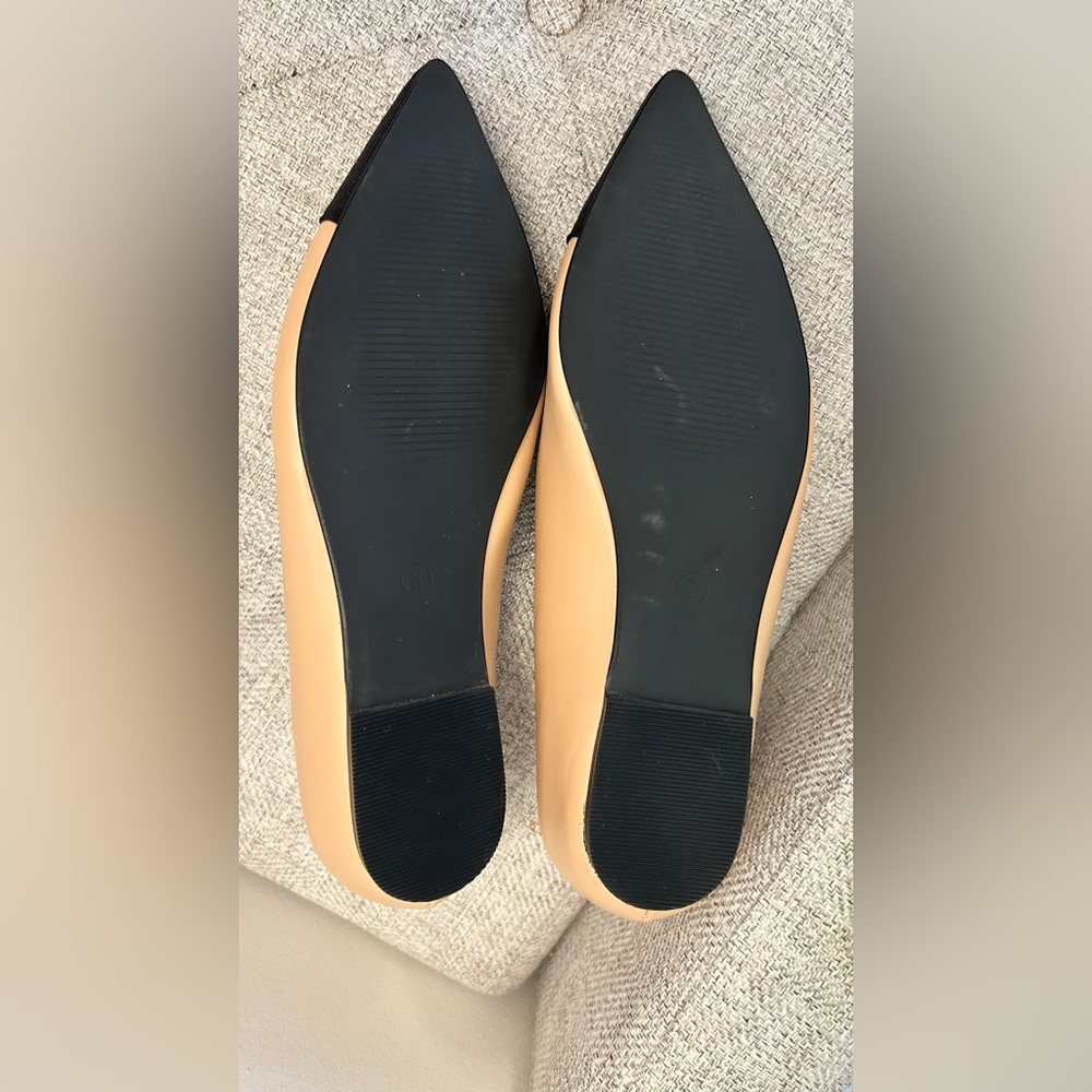 Arromic Black and Nude Flats - Women’s 8. BNNU - Picture 6 of 7